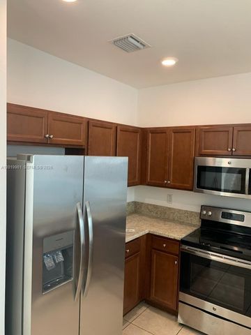 9333 W 34th Ct 9333, Hialeah, FL 33018