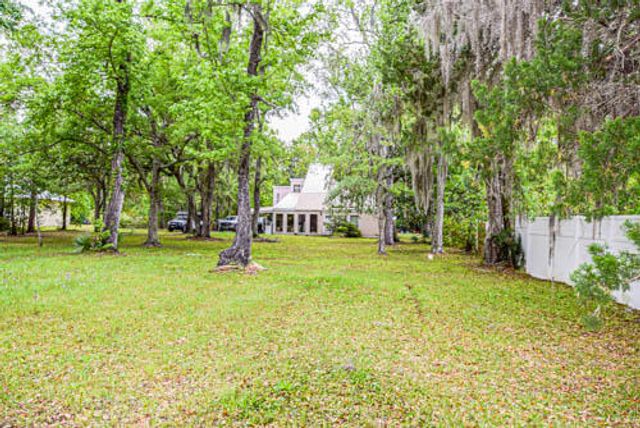 2601 E County Hwy 83A, Freeport, FL 32439