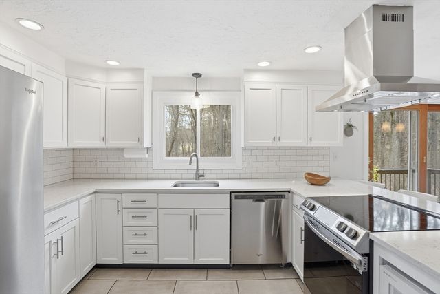 112 High Street, Acton, MA 01720