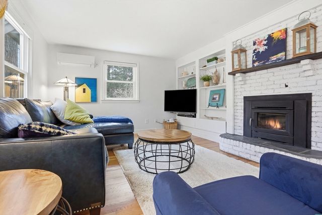 112 High Street, Acton, MA 01720