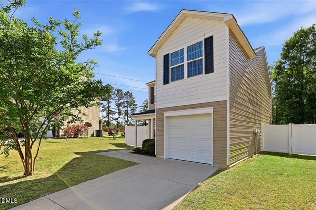 6901 Pebble Brook Way, Rocky Mount, NC 27804