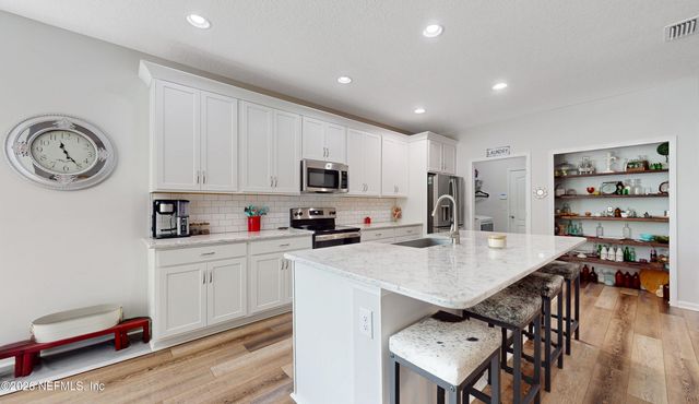 1717 AUSTIN LAKE Way, Middleburg, FL 32068