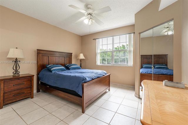 1528 Veracruz Ln 4-3, Weston, FL 33327