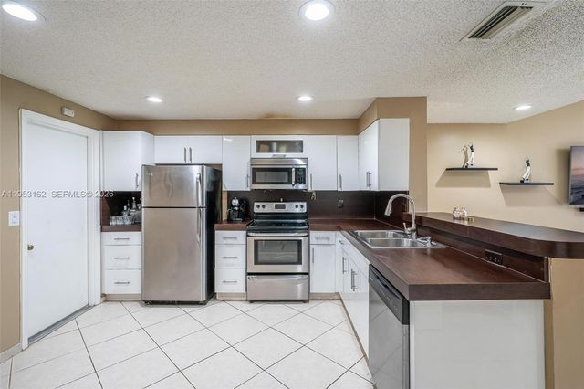 1528 Veracruz Ln 4-3, Weston, FL 33327