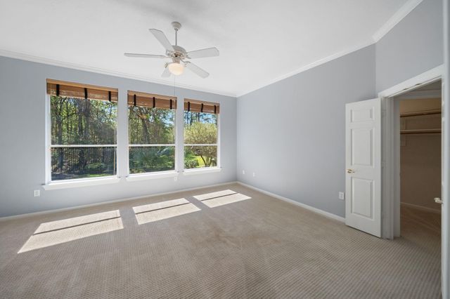 7 Sovereign Way, Conroe, TX 77384