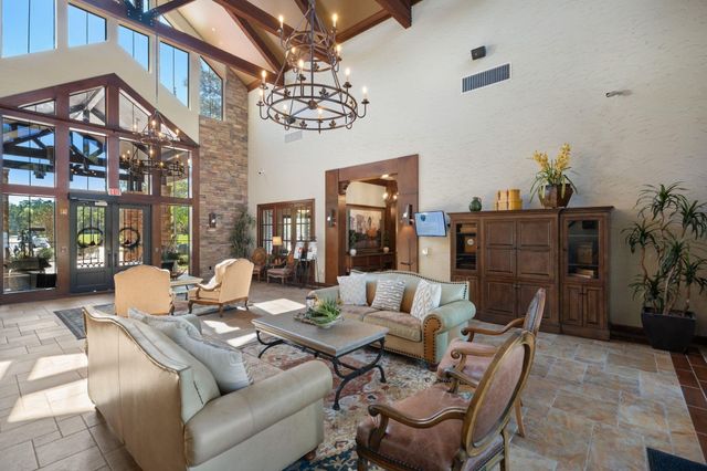 7 Sovereign Way, Conroe, TX 77384