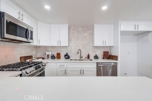 946 W 220th Street 216, Torrance, CA 90502