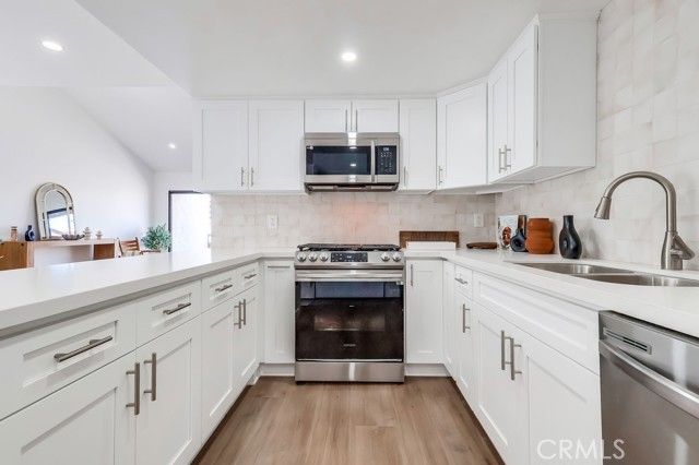 946 W 220th Street 216, Torrance, CA 90502