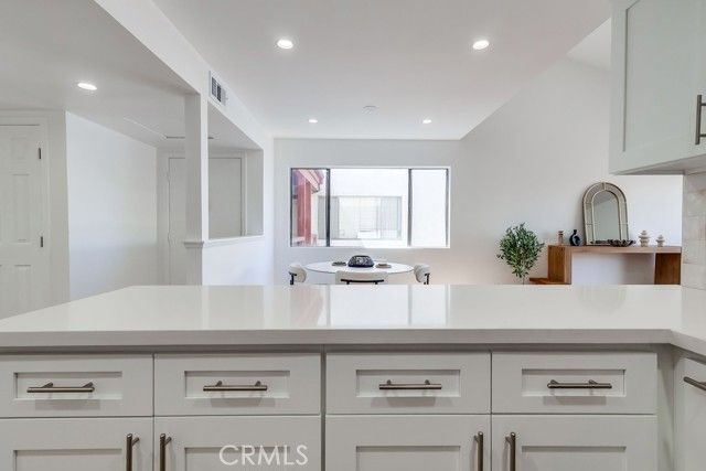 946 W 220th Street 216, Torrance, CA 90502