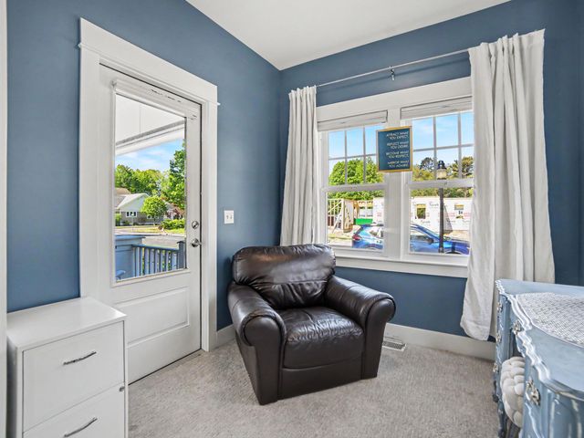 24 Kenneth Street, Pentwater Vlg, MI 49449