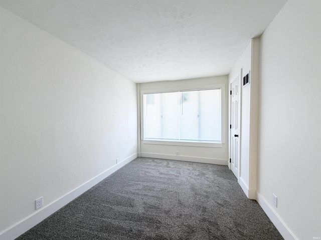 120 Manor Avenue, Elkhart, IN 46613