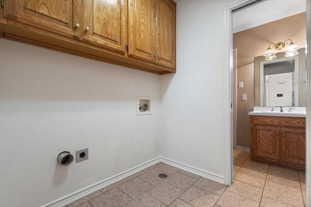 290 Vz County Road 3222, Wills Point, TX 75169