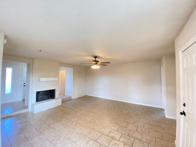 521 N 26th Avenue, Texas City, TX 77590