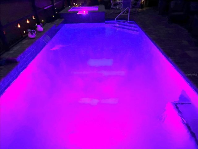 1025 SIBERIAN GLEN, Bradenton, FL 34212