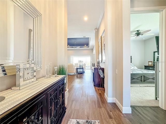 1025 SIBERIAN GLEN, Bradenton, FL 34212