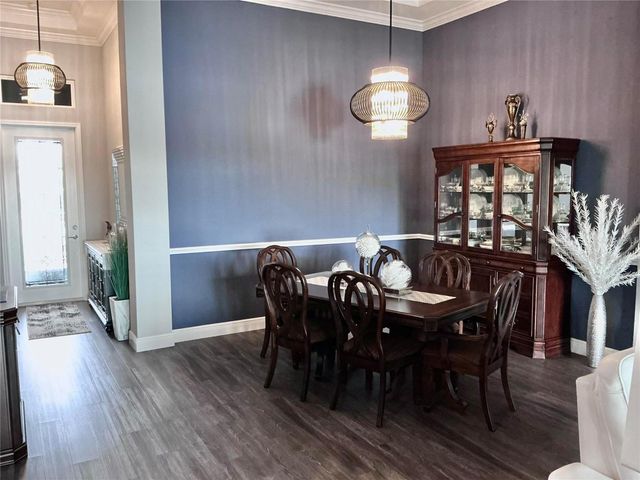 1025 SIBERIAN GLEN, Bradenton, FL 34212