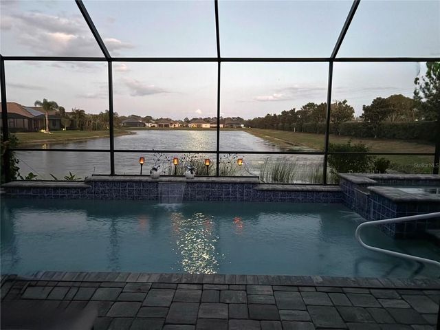 1025 SIBERIAN GLEN, Bradenton, FL 34212