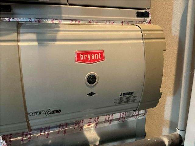 1025 SIBERIAN GLEN, Bradenton, FL 34212