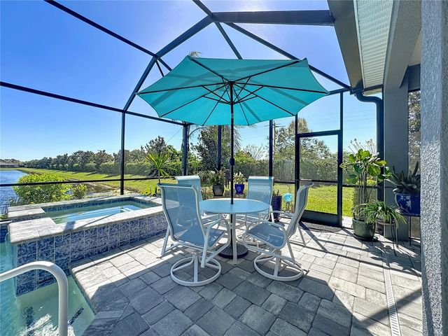 1025 SIBERIAN GLEN, Bradenton, FL 34212