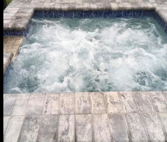 1025 SIBERIAN GLEN, Bradenton, FL 34212