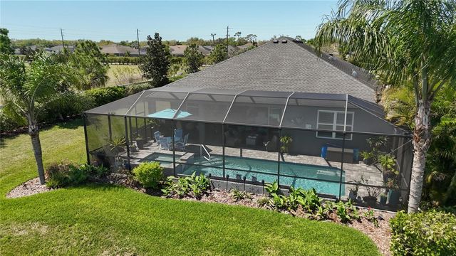 1025 SIBERIAN GLEN, Bradenton, FL 34212