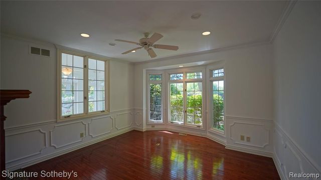 6608 Enclave Drive, Clarkston, MI 48348
