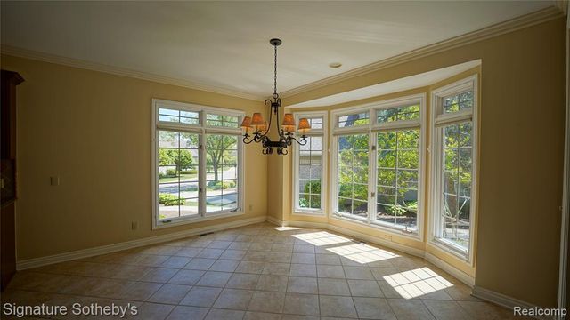 6608 Enclave Drive, Clarkston, MI 48348
