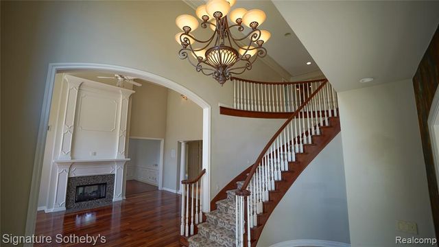 6608 Enclave Drive, Clarkston, MI 48348