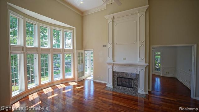 6608 Enclave Drive, Clarkston, MI 48348