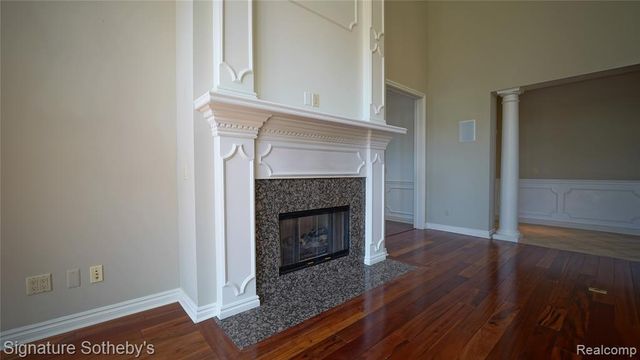 6608 Enclave Drive, Clarkston, MI 48348