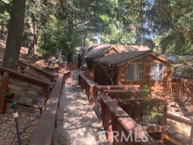 402 Burnt Mill Canyon Road, Cedarpines Park, CA 92322