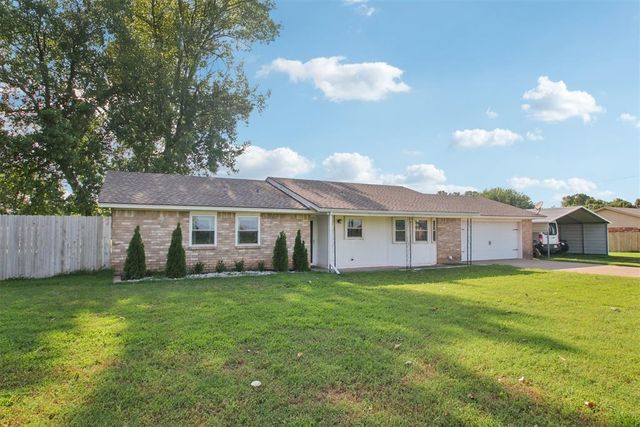 870 S Cemetery Road, Tuttle, OK 73089