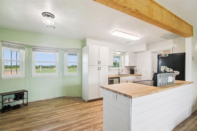 870 S Cemetery Road, Tuttle, OK 73089