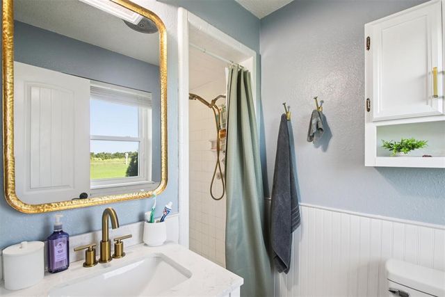 870 S Cemetery Road, Tuttle, OK 73089