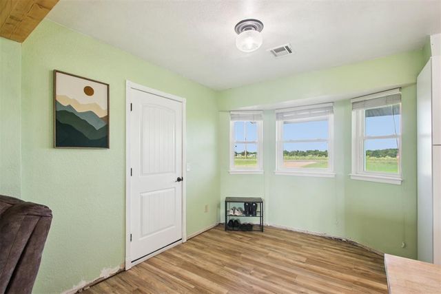 870 S Cemetery Road, Tuttle, OK 73089