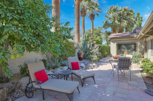360 Running Springs Drive, Palm Desert, CA 92211