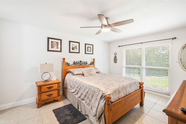 314 KNOTTWOOD COURT 314, Sun City Center, FL 33573