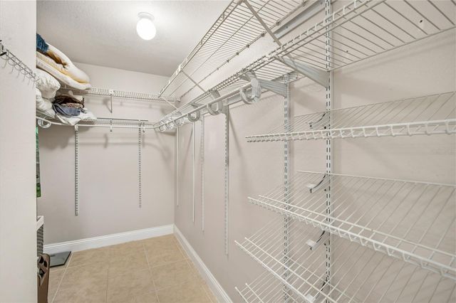 314 KNOTTWOOD COURT 314, Sun City Center, FL 33573