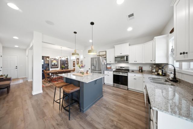 3055 Litchfield Avenue, Sumter, SC 29154