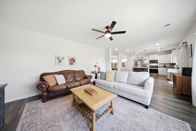 3055 Litchfield Avenue, Sumter, SC 29154