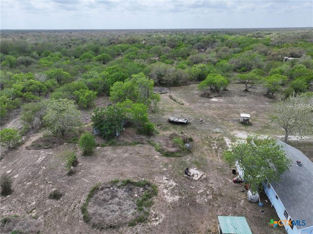 115 Ryan Road, Refugio, TX 78377
