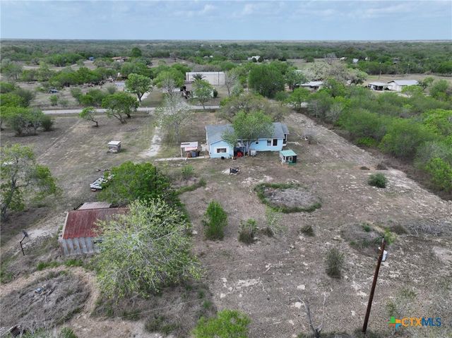 115 Ryan Road, Refugio, TX 78377