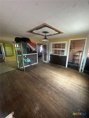 115 Ryan Road, Refugio, TX 78377