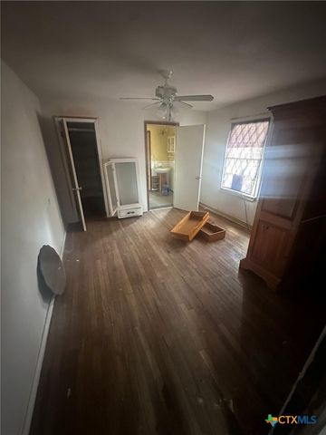 115 Ryan Road, Refugio, TX 78377