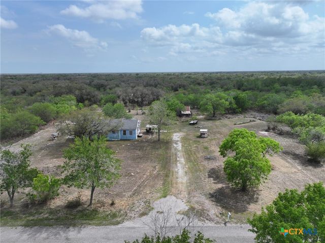 115 Ryan Road, Refugio, TX 78377