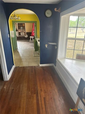 115 Ryan Road, Refugio, TX 78377