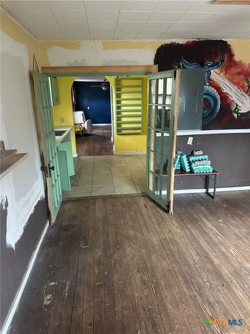 115 Ryan Road, Refugio, TX 78377