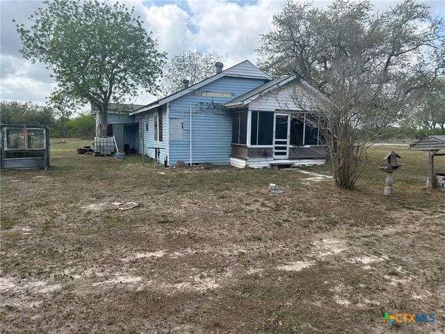 115 Ryan Road, Refugio, TX 78377