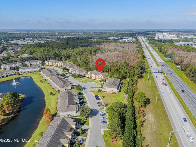 6865 ROUNDLEAF Drive, Jacksonville, FL 32258