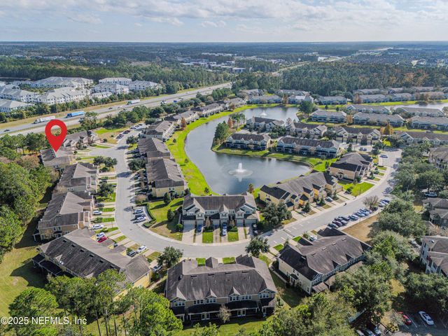 6865 ROUNDLEAF Drive, Jacksonville, FL 32258